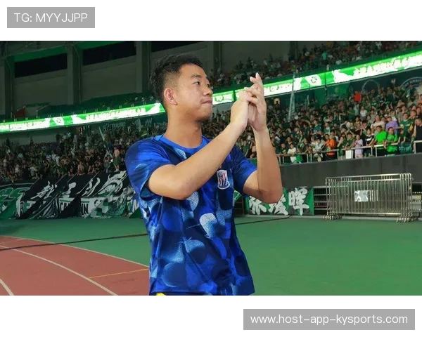 上海申花神奇门将鲍亚雄五次扑救力保球队不败，鲍亚雄简历